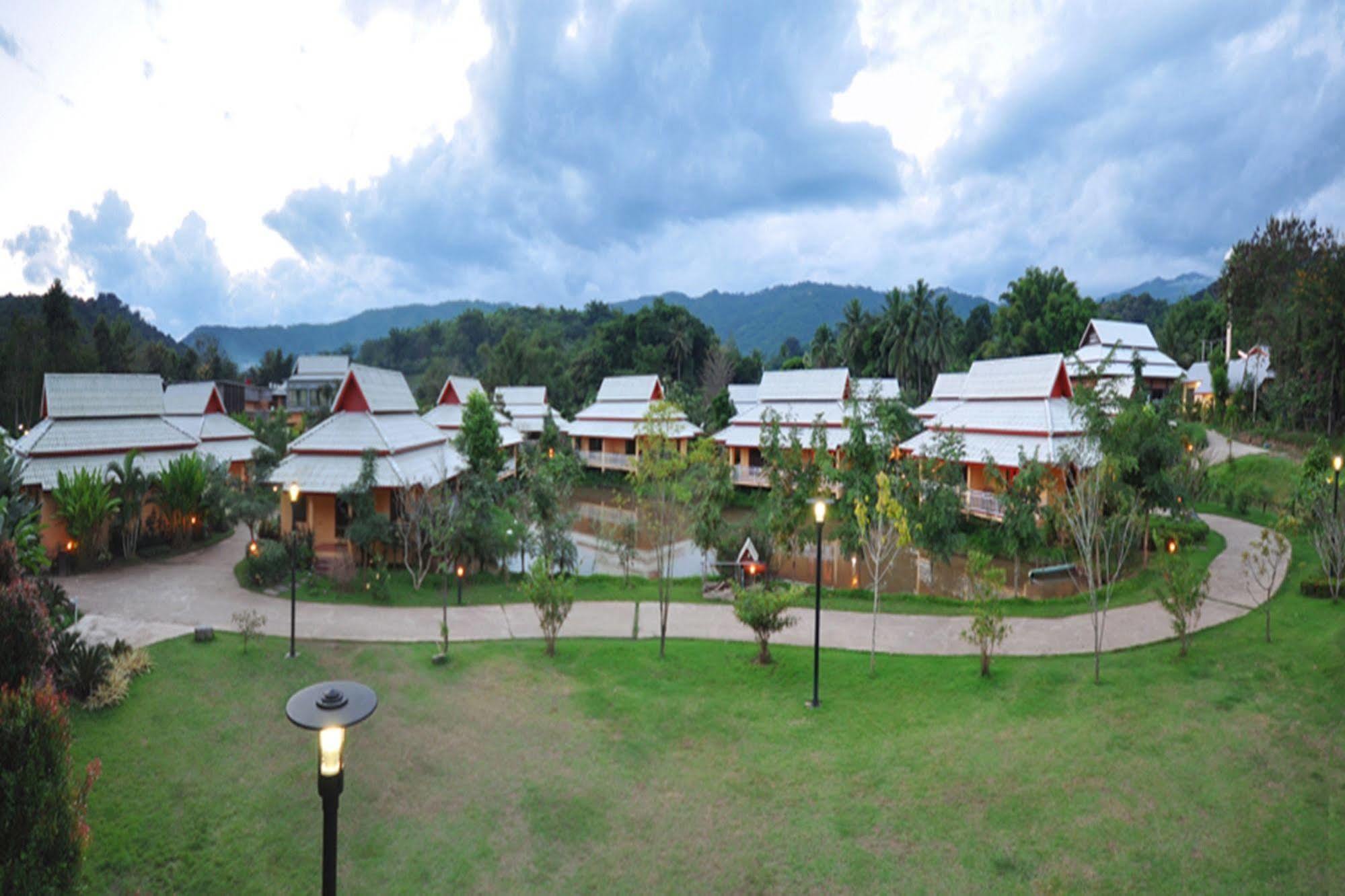 Poonyamantra Resort Ban Rai  Extérieur photo